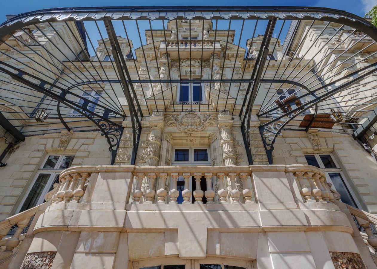 Chambres d'hôtes Château Les Orchidées SAUMUR Exterior foto