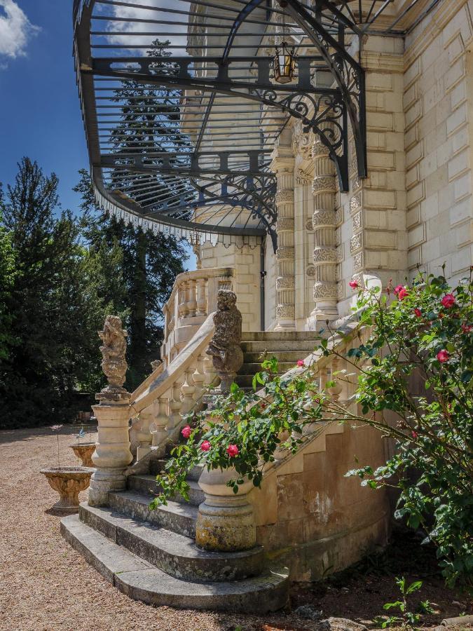 Chambres d'hôtes Château Les Orchidées SAUMUR Exterior foto